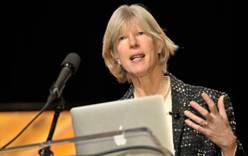 说明: Cynthia Kenyon speaking at the AAAS Annual Meeting on aging and biology. Credit: Atlantic Photography Boston